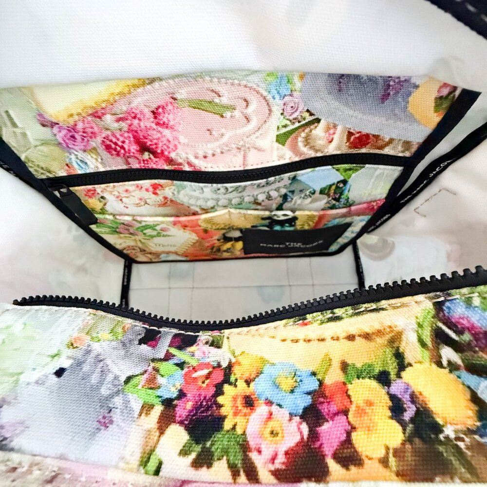 Marc Jacobs Cake Traveler Tote (Rare Find!) - Picture 9 of 9